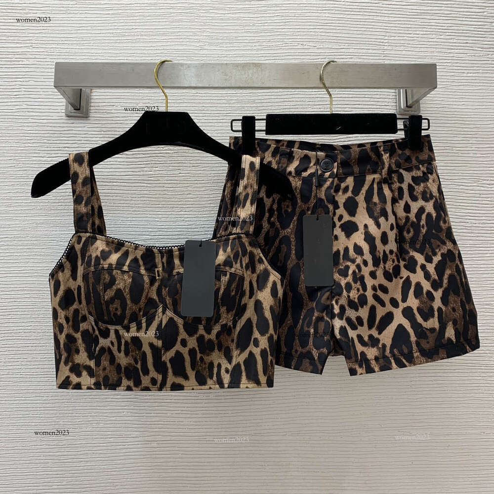 Brand pants set Women two-piece Designer Tube top suspender top fashion logo Leopard shorts with high waist wide legs suit women 2pcs Apr 25