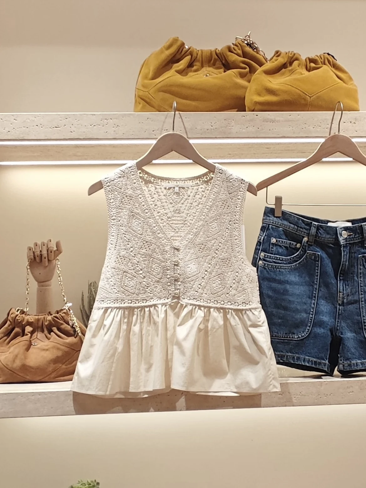 Elegant Style HEIDD BA2026 Spring Summer Vacation Floral Embroidery Splice Lace Trim Sleeveless Vest Shirt for Women - AliExpress Shirts & Blouses