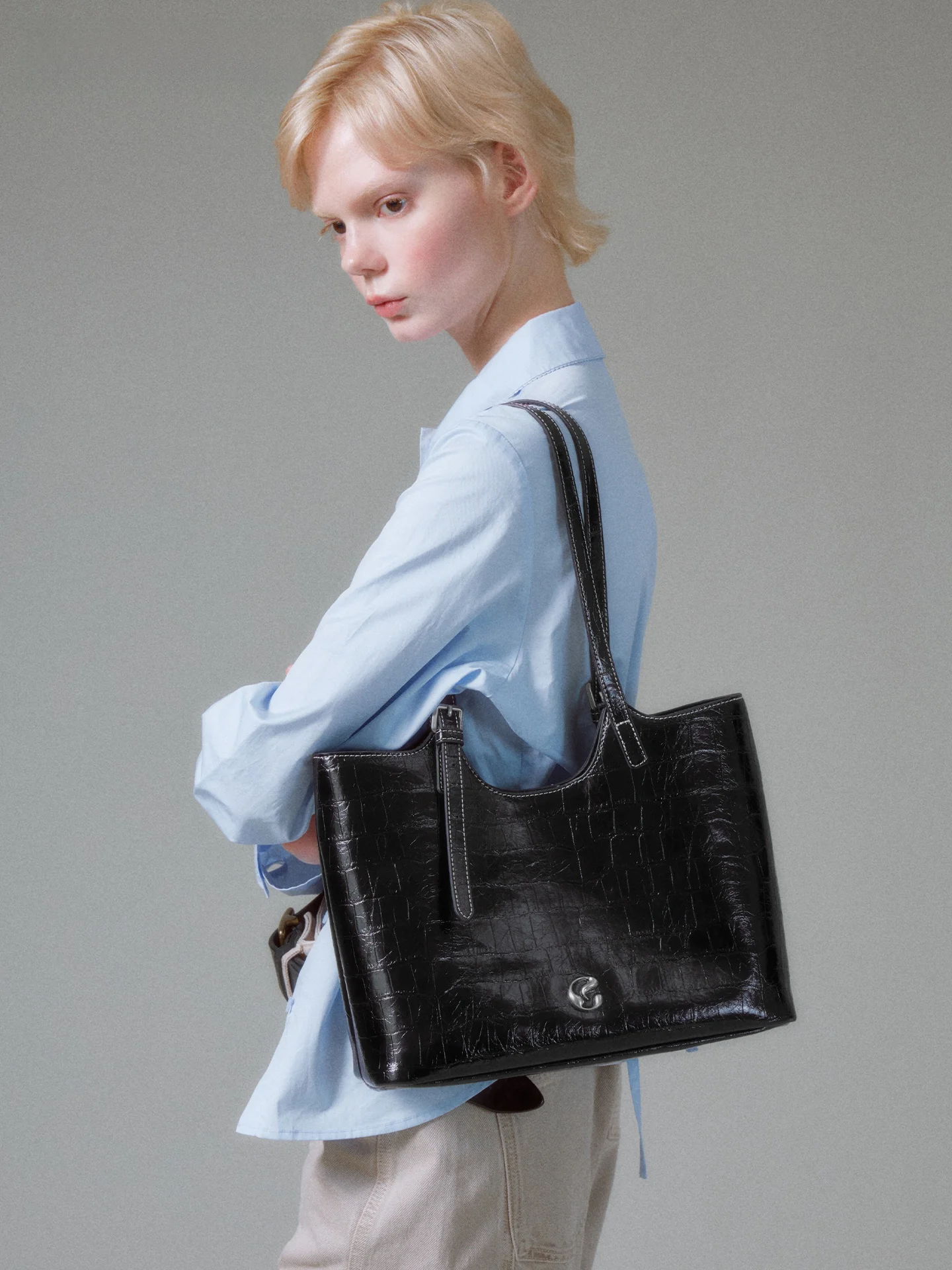 JACD Practical Black Tote Bag Large Capacity Commuter Women's Shoulder Bag 2026 New Style Handbag Soft Leather Magnetic Buckle - AliExpress Women's Handbags