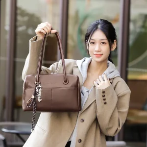 Genuine Disney Purses And Handbags Original Case Mickey Simple Trend British Style Handbag Women's Shoulder Bag 369 - AliExpress Women's Handbags