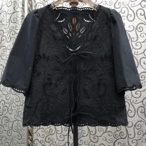 Milan Small Town Short Style Embroidered Hollow out V-Neck Belted Women's Top Elegant  Color Stitching F3 - AliExpress Shirts & Blouses
