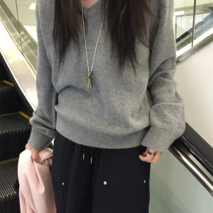 Women's V-Ne Knitted Sweater Dongda Gate Winter New Embroidery Loose Simple Rabbit Fur Skin-friendly Sweater - AliExpress Sweaters&Jumpers