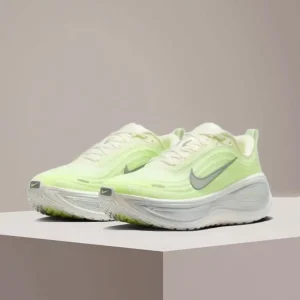 Nike Vomero Plus Women's Blue and Pink Fashionable Cushioned Running Shoes: Stylish, Versatile, Non-Slip, and Durable HV8154-106 - AliExpress Sneakers