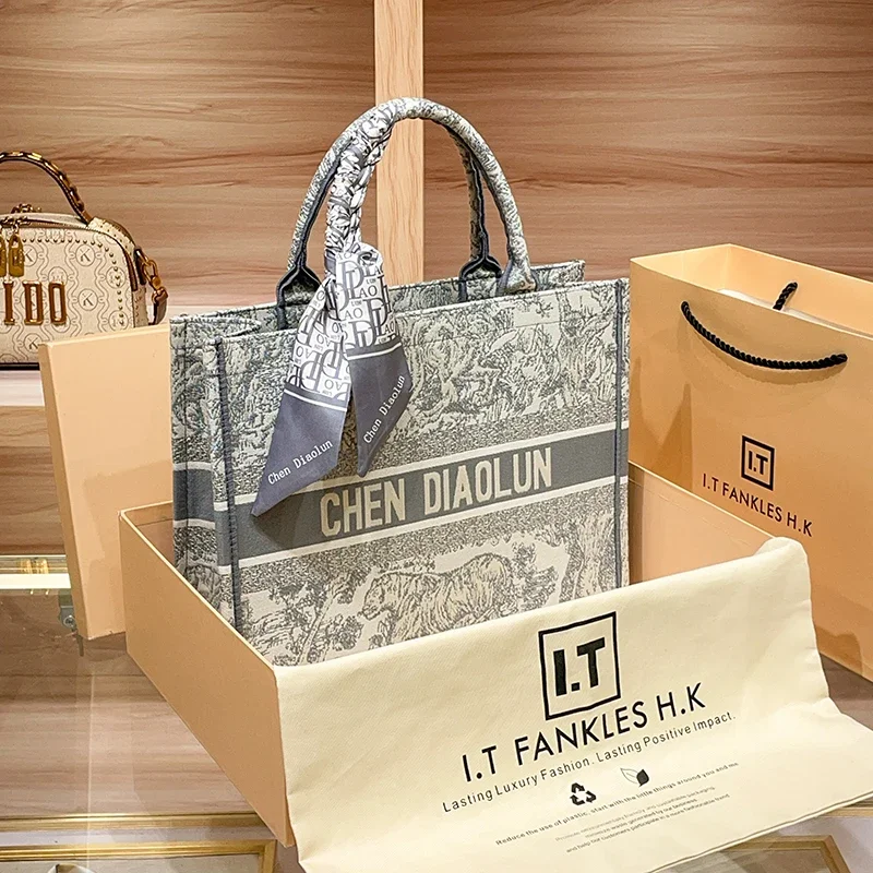 Super fire handbag 2025 new high-end sense large-capacity tote shopping commuter bag - AliExpress Women's Handbags