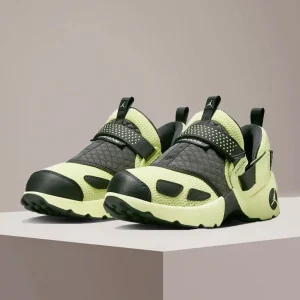 Nike TRUNNER LX: Stylish, versatile, shock-absorbing, durable, and slip-resistant women's casual sneakers HQ2164-302 - AliExpress Sneakers