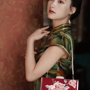 Elegant Silk Embroidered Clutch Bag for Women Retro Banquet Single Shoulder Bag Mom Style with Chain Handle Floral Pattern - AliExpress Women's Handbags