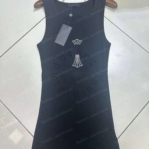 chrome dress New Pure Desire Spicy Girl Sanskrit Printed Neck Hanging Versatile Tank Top Designer dress Sleeveless camisole vest Slimming slimming womens to 7a4