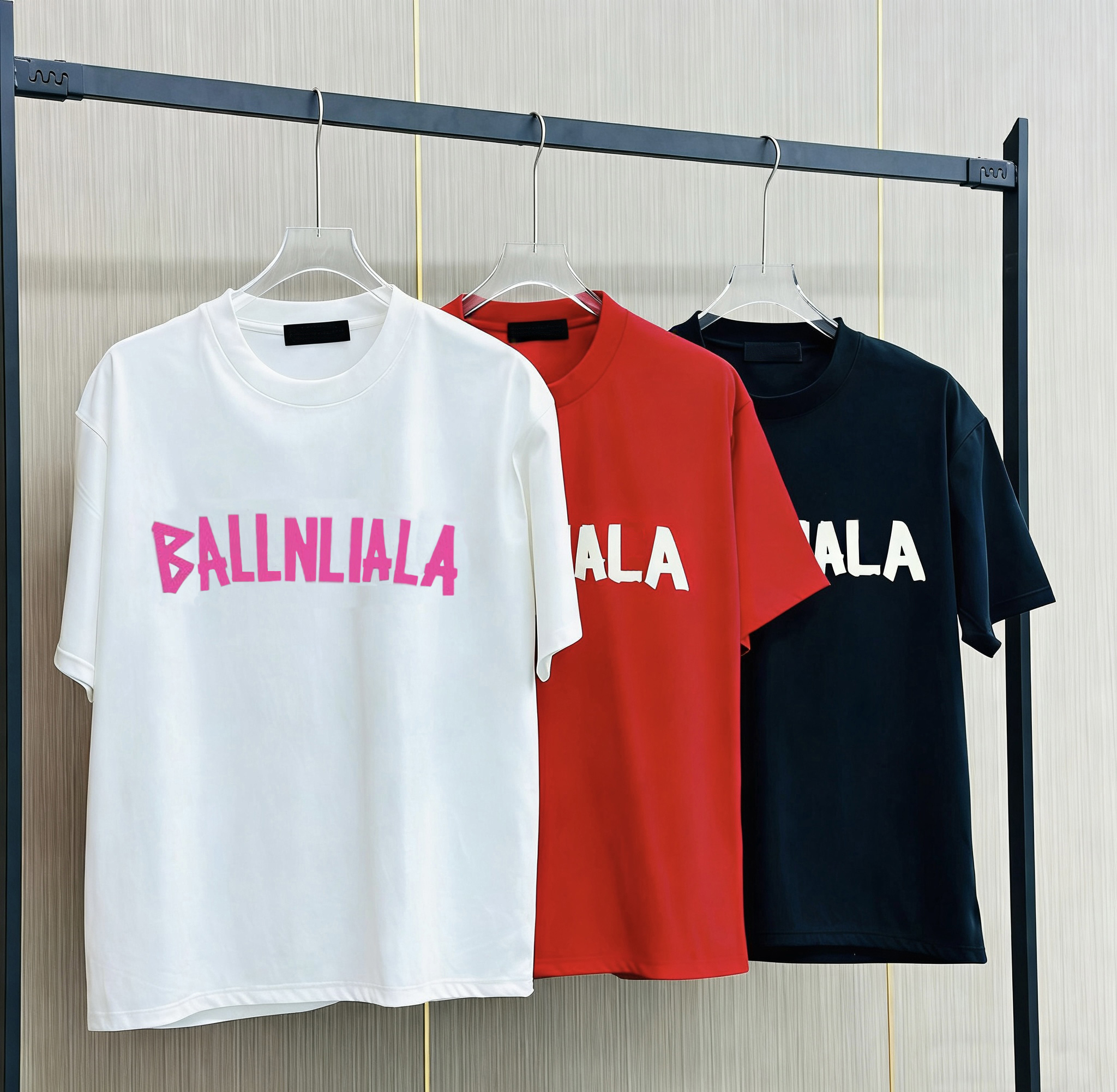 Summer casual fashion women's clothing. Brand T-shirt. Designer cotton casual style. Letter print. Round neck short sleeves. Suitable for both men and women. Couple T-shirt.