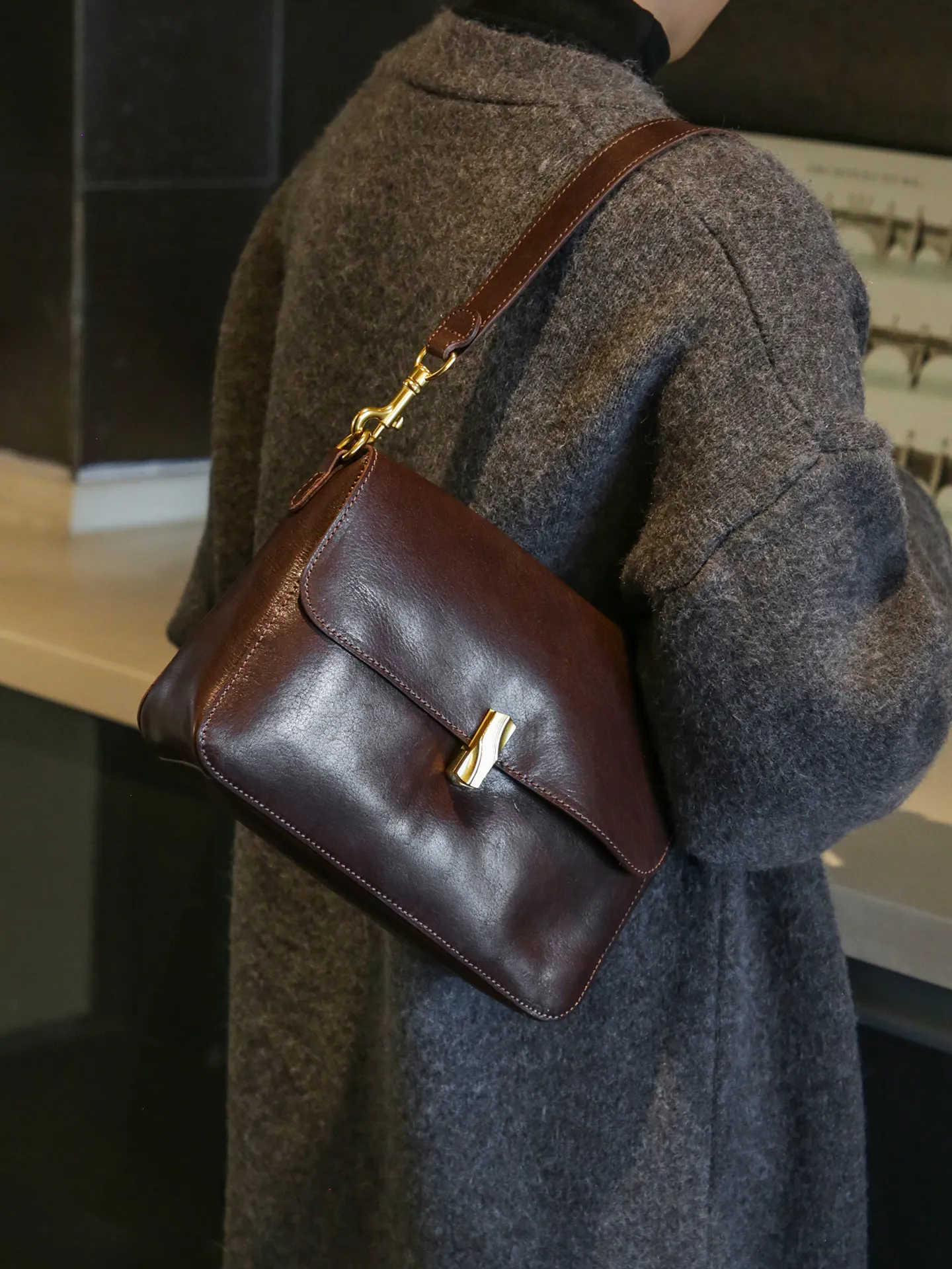 PNDME vintage luxury vegetable tanned cowhide women's shoulder bag outdoor genuine leather women's large capacity crossbody bag - AliExpress Women's Handbags