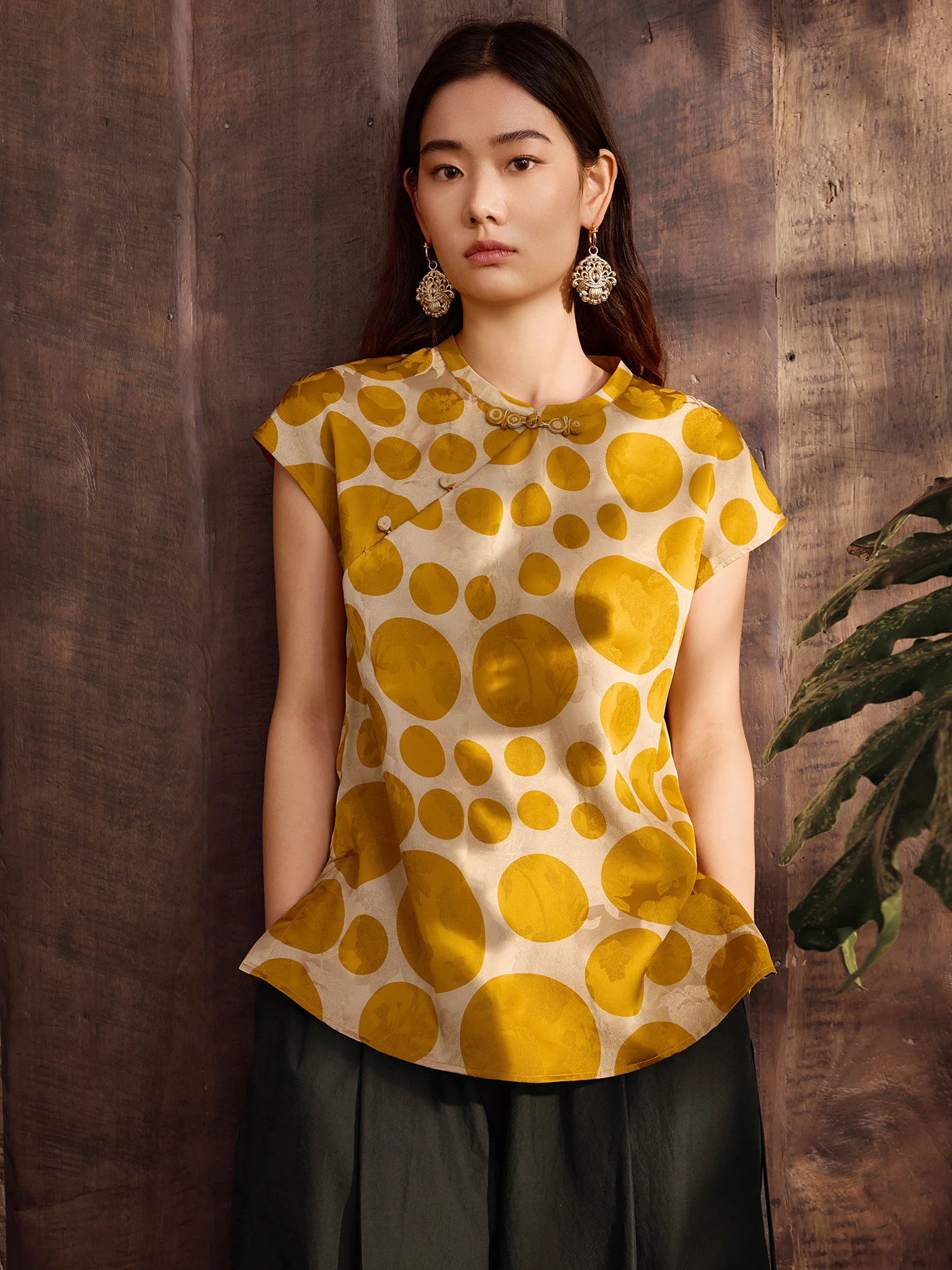Summer New Handmade round Neck Shirt Women's Casual Style Floral Embroidery Sleeveless Blouse with Buttons Chinese Brand Yibei - AliExpress Shirts & Blouses