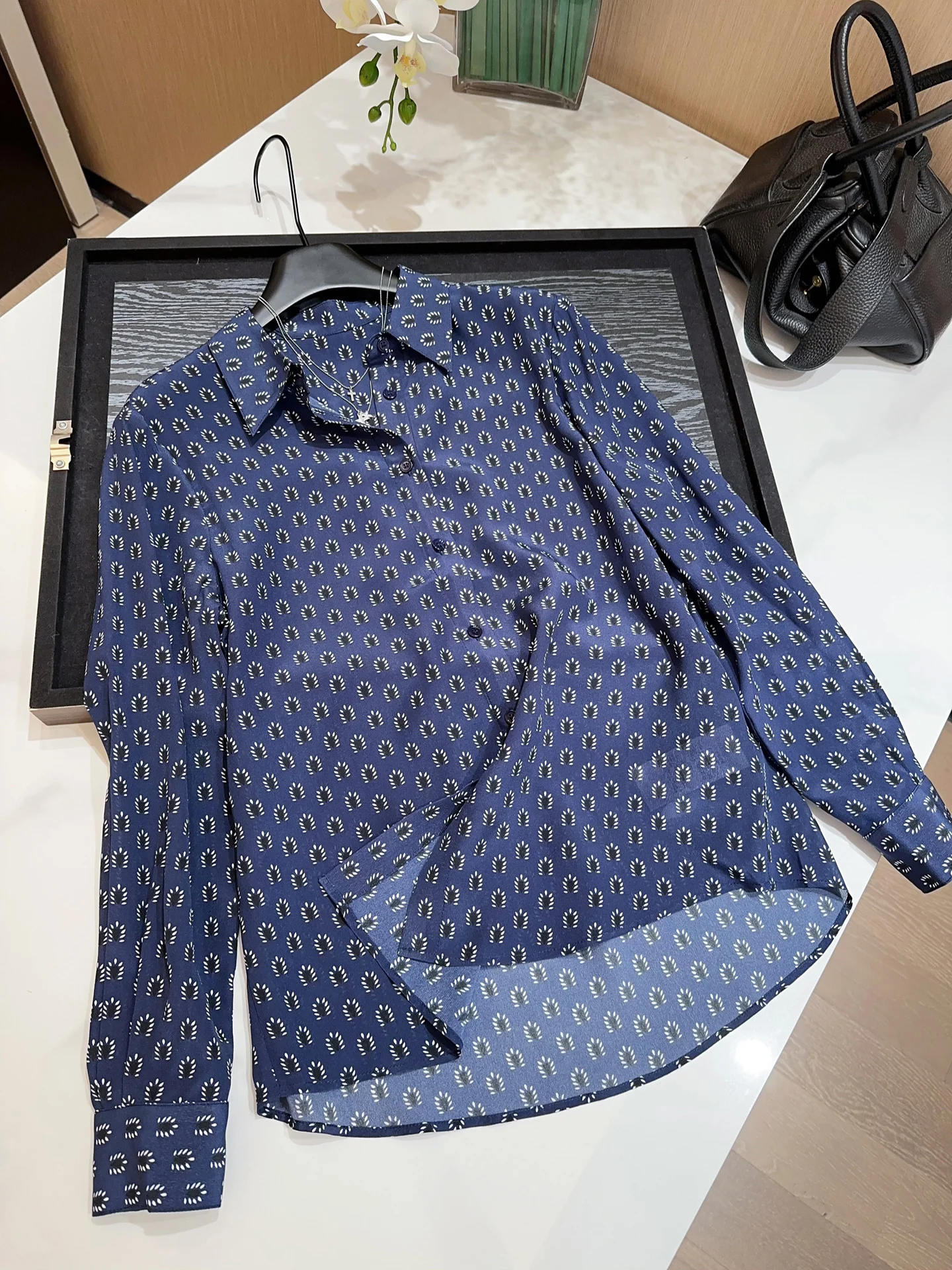 Elegant Silk Shirt Women's Blue Print Casual Vintage Style Long Sleeve Breathable Comfortable High-End Feeling Silk - AliExpress Shirts & Blouses