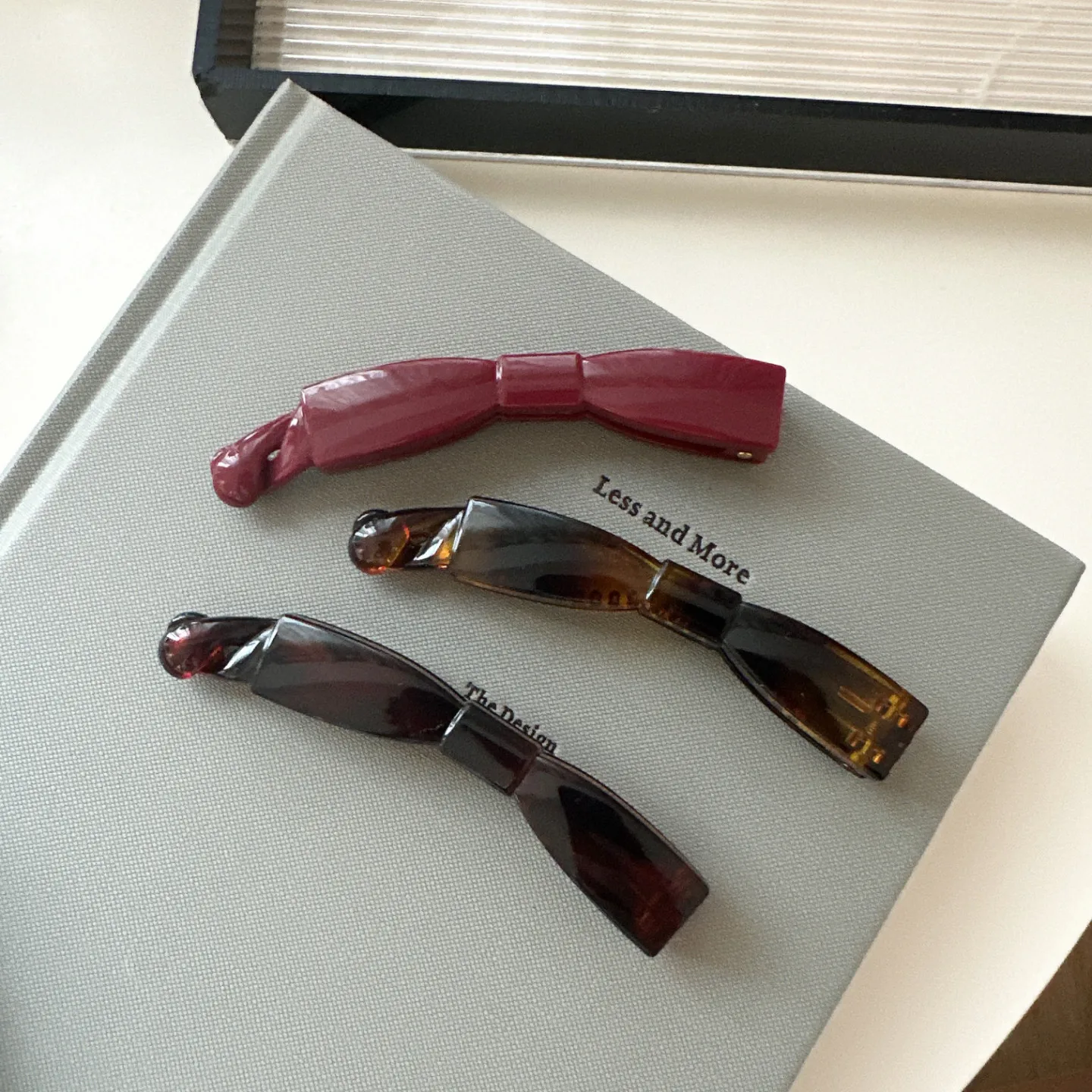 Retro Acrylic Banana Hair Clip Bow Shape for High Ponytail Classy Lightweight Women Daily Accessories Black Hair Styling Tools - AliExpress Hair Care & Styling