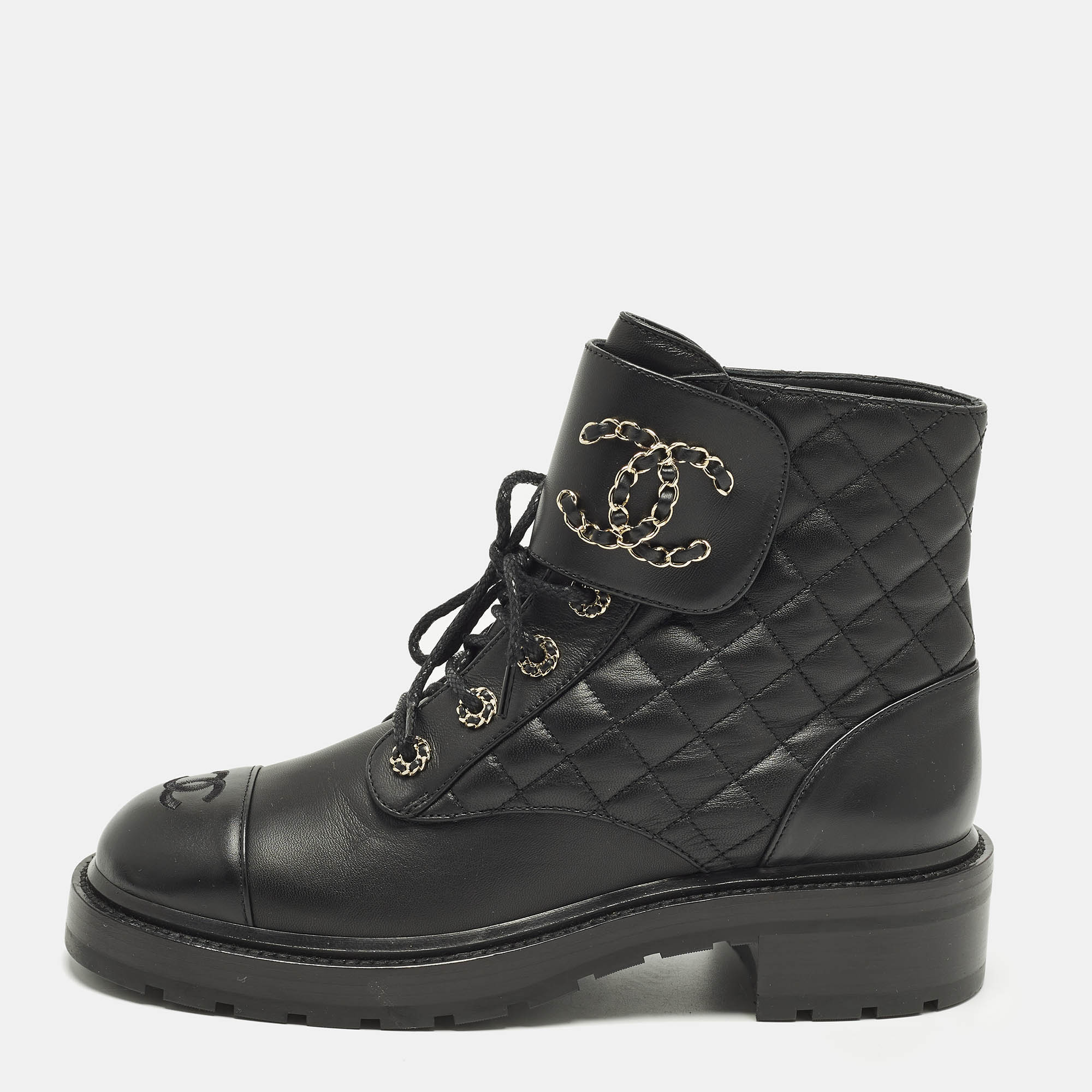 Chanel Size 41 Black Quilted Leather CC Cap Toe Chain Link Logo Combat Boots, Boots - Luxury Closet